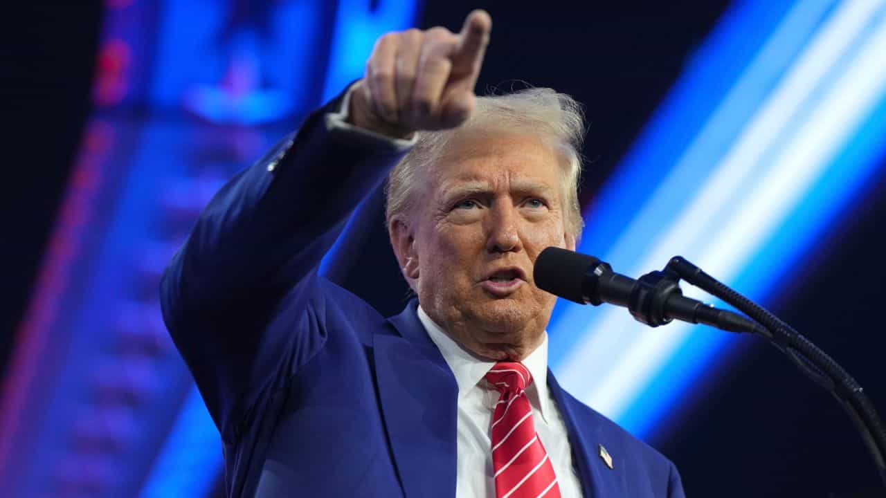 US President Donald Trump: অবশেষে এল আমন্ত্রণ, প্রেসিডেন্ট ট্রাম্পের শপথ গ্রহণে প্রধানমন্ত্রী মোদী নন, যাবেন... US President Donald Trump: অবশেষে এল আমন্ত্রণ, প্রেসিডেন্ট ট্রাম্পের শপথ গ্রহণে প্রধানমন্ত্রী মোদী নন, যাবেন...