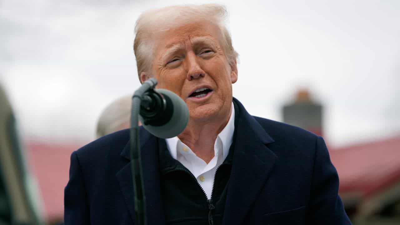 Donald Trump: নারী-পুরুষ বাদে অন্য লিঙ্গকে স্বীকৃতি দেবেন না ট্রাম্প? আটকে দেওয়া হচ্ছে তৃতীয় লিঙ্গের পাসপোর্ট-আবেদন! Donald Trump: নারী-পুরুষ বাদে অন্য লিঙ্গকে স্বীকৃতি দেবেন না ট্রাম্প? আটকে দেওয়া হচ্ছে তৃতীয় লিঙ্গের পাসপোর্ট-আবেদন!