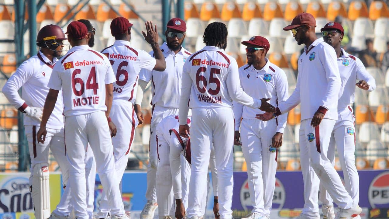 PAK vs WI: ৩৪ বছরের অপেক্ষার অবসান, পাকিস্তানের মাটিতে অবিশ্বাস্য টেস্ট জয় ক্যারিবিয়ানদের!