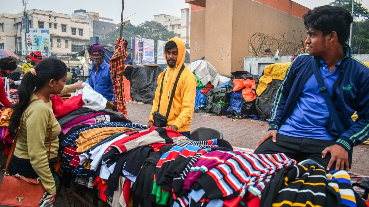 Weather Update: মাঘেও চৈত্রের গরম, ৩০ ডিগ্রি ছুঁয়ে রেকর্ড! আর কত বাড় বাড়বে তাপমাত্রা?