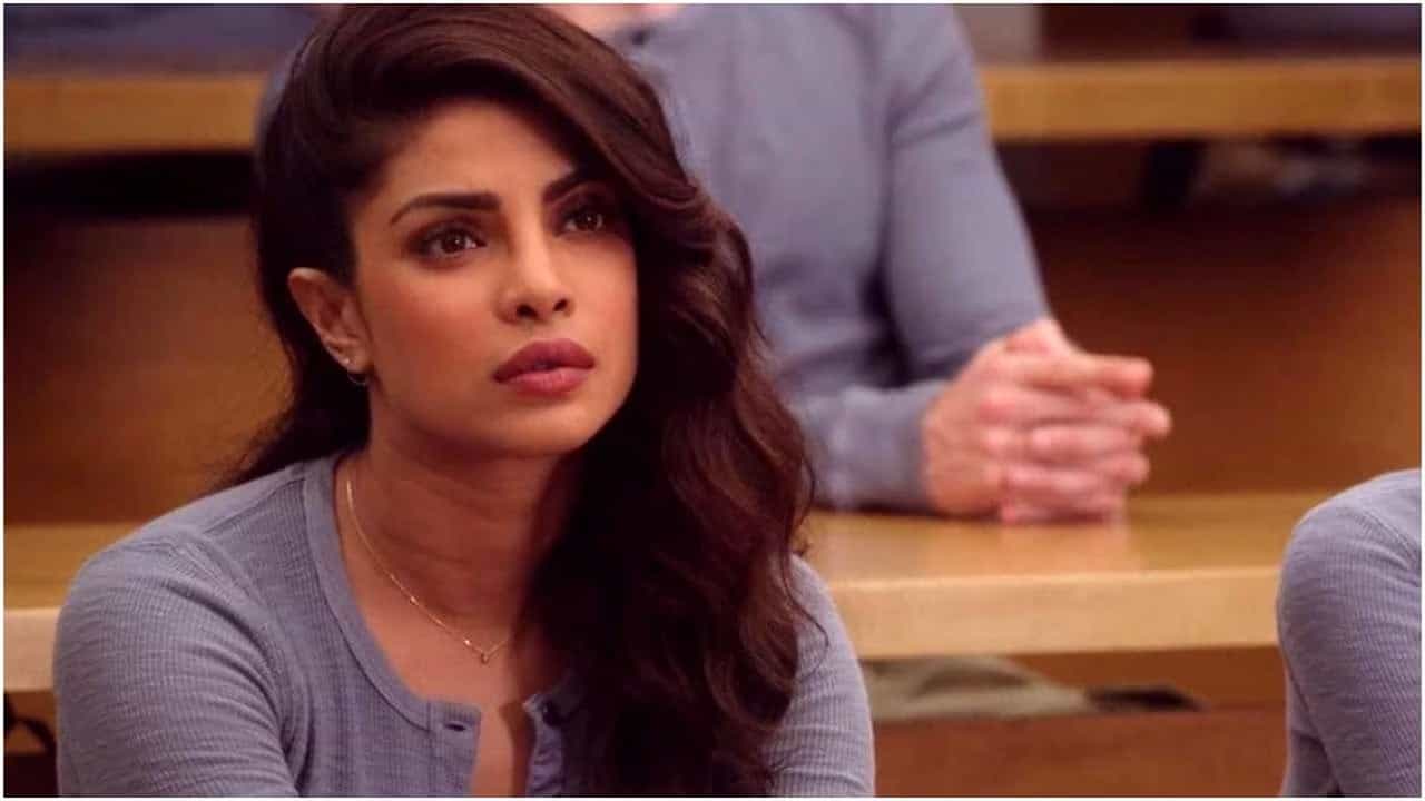 এ কেমন ব্যবহার? বিদেশ থেকে চোখে জল নিয়ে ফেরেন প্রিয়াঙ্কা এ কেমন ব্যবহার? বিদেশ থেকে চোখে জল নিয়ে ফেরেন প্রিয়াঙ্কা