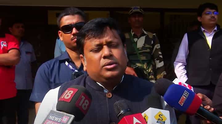 Sukanta Majumder : বাম কংগ্রেসকে বিজেপির ছত্রছায়ায় আসার আহ্বান সুকান্তর Sukanta Majumder : বাম কংগ্রেসকে বিজেপির ছত্রছায়ায় আসার আহ্বান সুকান্তর