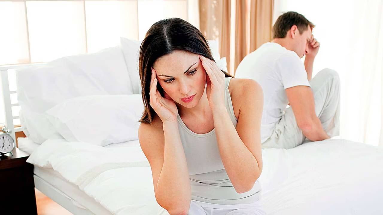 Vastu Tips: ভয়ানক অশুভ! অফিসের তাড়ায় রাতেই সেরে ফেলছেন এই কাজ? সাবধান