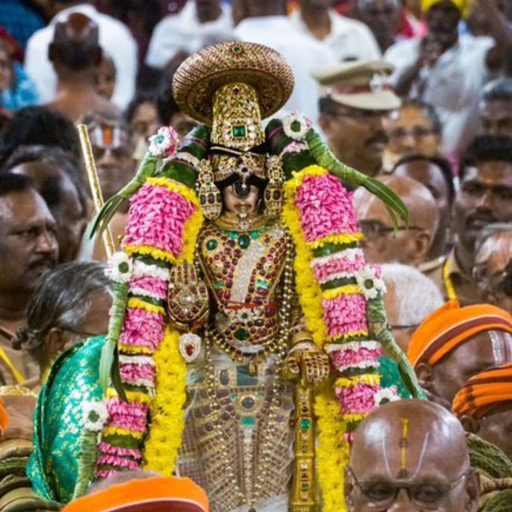 প্রতি বছরের পৌষ মাসে আরে বৈকুণ্ঠ একাদশী। এ বছর আজ, অর্থাৎ ১০ জানুয়ারি পড়েছে বৈকুণ্ঠ একাদশী। এই একাদশীর নামকরণ করা হয়েছে ভগবান বিষ্ণুর স্বর্গীয় আবাস বৈকুণ্ঠের নাম অনুসারে। (ছবি-এক্স)

