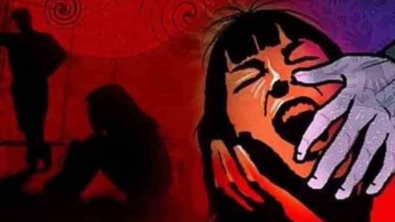 Horrific Crime: দুই শিশুকে ধর্ষণ করেছে, তারপরও মৃত্যুদণ্ডের সাজা মাফ! ফের নাবালিকাকে ধর্ষণ করে কুম্ভে পুণ্যস্নান ধর্ষকের