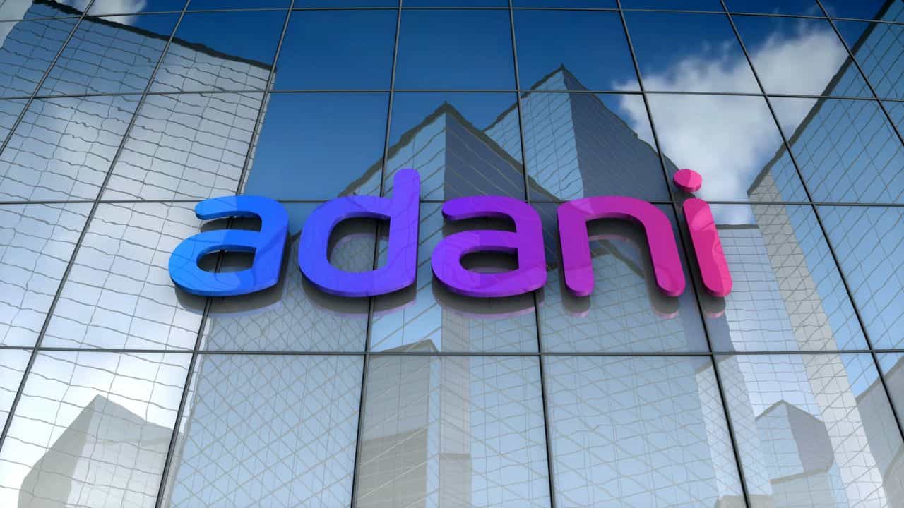 Adani Group Companies: হিন্ডেনবার্গের হিমশৈলে ধাক্কা খাওয়ার আগের অবস্থায় ফিরতে চলেছে আদানির বিভিন্ন কোম্পানি Adani Group Companies: হিন্ডেনবার্গের হিমশৈলে ধাক্কা খাওয়ার আগের অবস্থায় ফিরতে চলেছে আদানির বিভিন্ন কোম্পানি