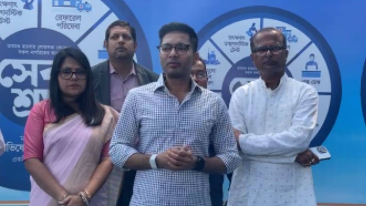 Abhishek Banerjee: ১২ লক্ষ টাকা পর্যন্ত আয়করে ছাড় পেতে গেলে পকেট থেকে কত বেরোচ্ছে, হিসাব কষে বললেন অভিষেক