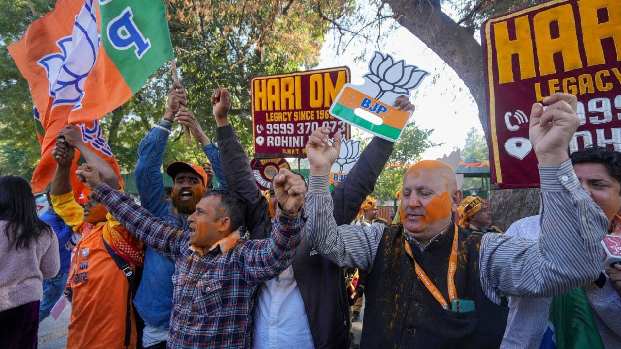BJP: হরিয়ানা, রাজস্থান, উত্তর প্রদেশে ক্ষমতায় রয়েছেই, দিল্লি জিতলে ষোলকলা পূর্ণ হবে বিজেপির