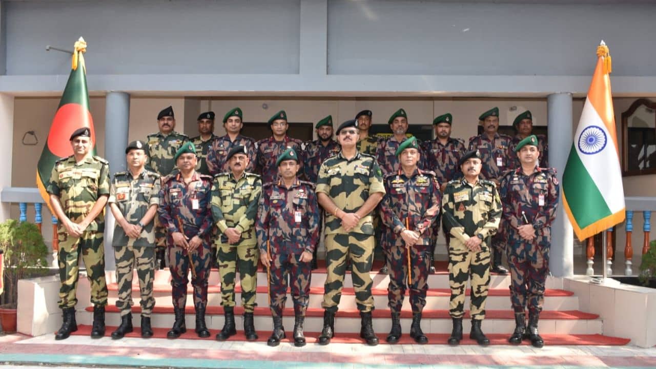 BSF-BGB: বাংলাদেশের উত্তপ্ত পরিস্থিতির মধ্যেই বৈঠক BSF-BGB-র, দুই দেশই একসঙ্গে বড় সিদ্ধান্ত নিল