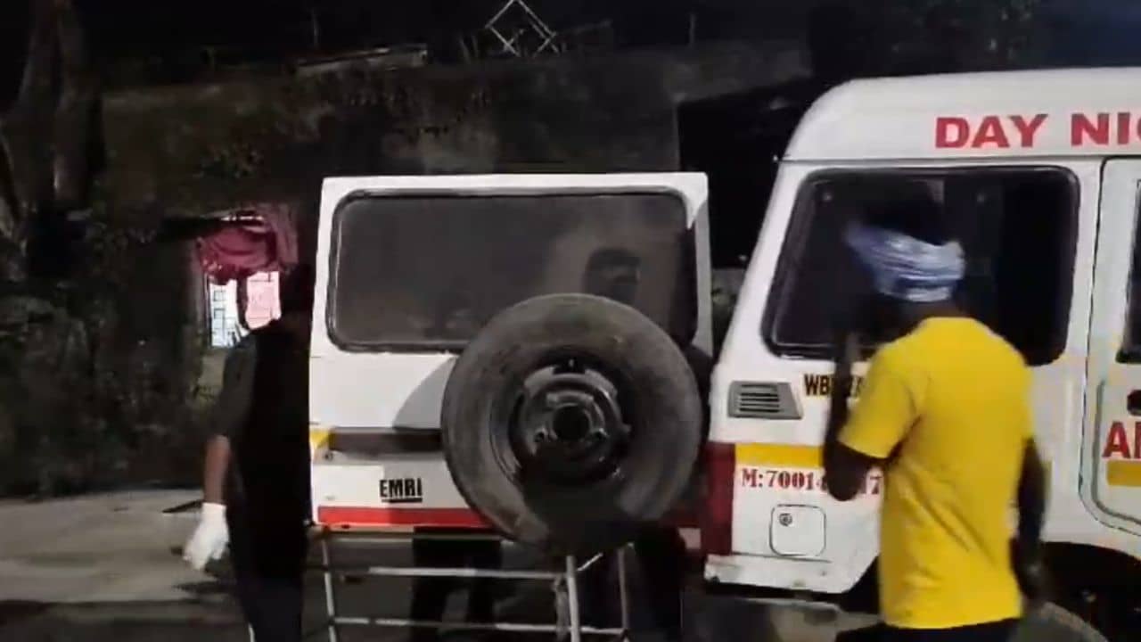 Bankura: খুনই করেছি..., আদিবাসী কিশোরীর রহস্যমৃত্যুতে পুলিশি জেরায় স্বীকার যুবকের