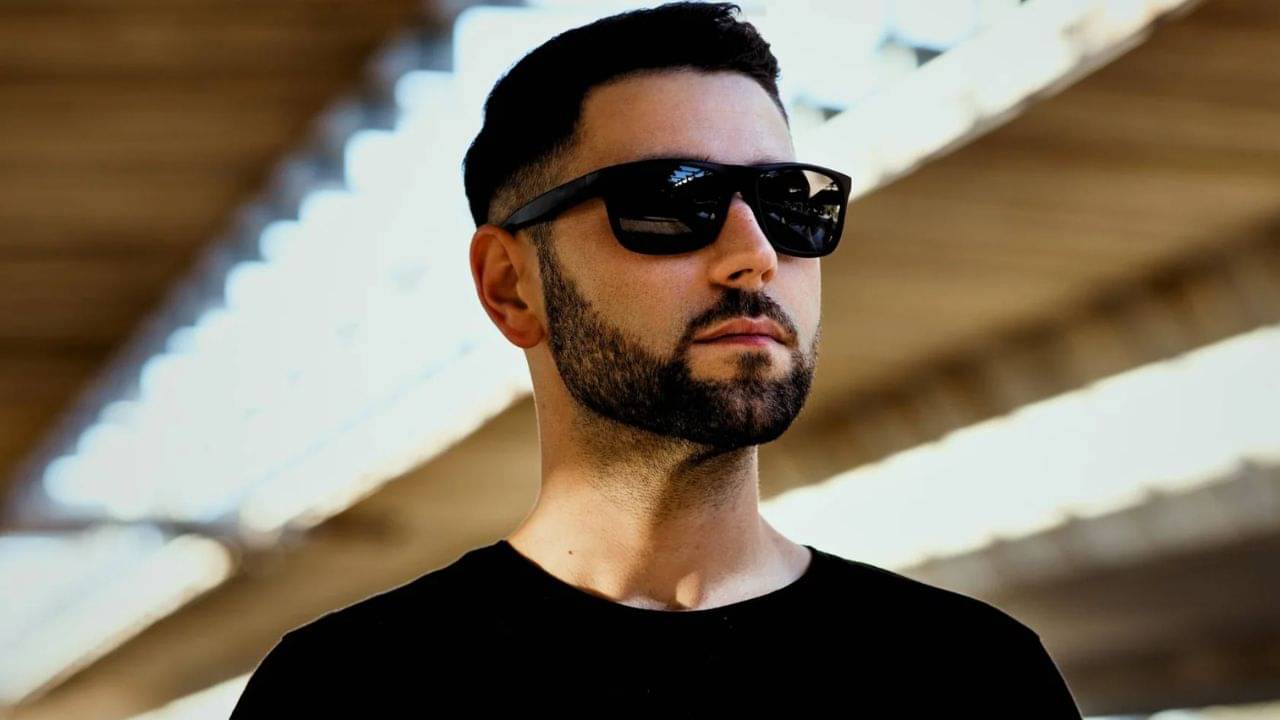 স্টাইলিশ দাড়ি চাইছেন? পার্লারে নয়, বাড়িতেই মাখুন এই তেল