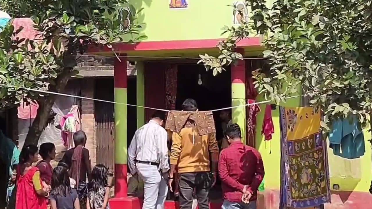 Bhangar: টাকা লুঠের চেষ্টা, না পেয়ে সবজি ব্য়বসায়ীকে গুলি দুষ্কৃতীদের