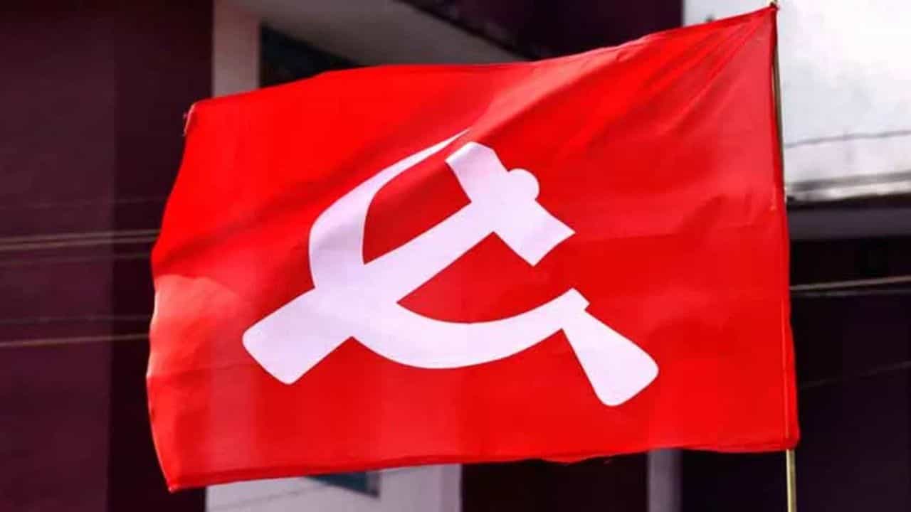 CPIM: ছিলেন দু’বারের সাংসদ, রাজ্য কমিটির সদস্য! এবার গুরুতর অভিযোগে সেই 'বড় মাথাকেই' বহিষ্কার সিপিএমের CPIM: ছিলেন দু’বারের সাংসদ, রাজ্য কমিটির সদস্য! এবার গুরুতর অভিযোগে সেই 'বড় মাথাকেই' বহিষ্কার সিপিএমের