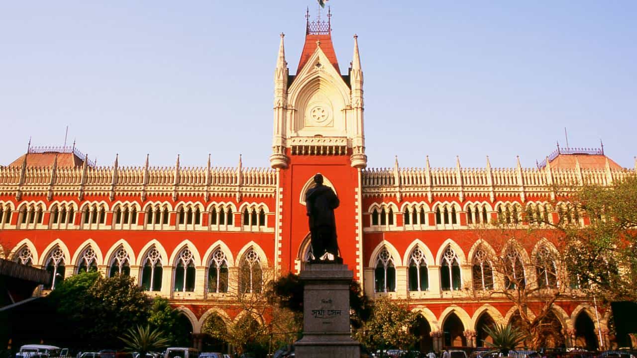 Calcutta High Court: বিচারককে হেনস্থায় ৬ আইনজীবীকে হাইকোর্টে তলব, বসিরহাট আদালতের এপিপি-কে ভর্ৎসনা বিচারপতির