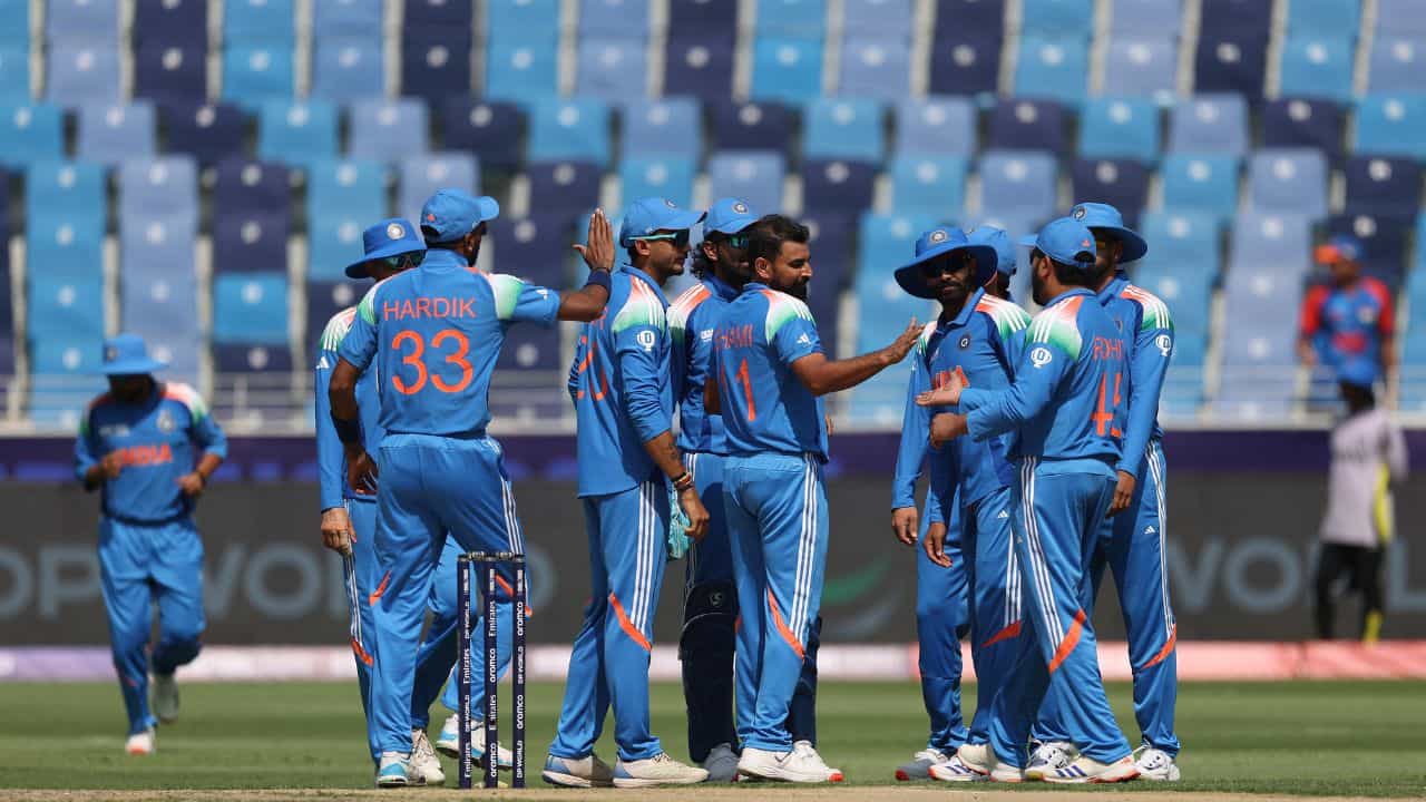 ICC Champions Trophy 2025: চ্যাম্পিয়ন্স ট্রফিতে দর্শকের খরা! ওডিআই ক্রিকেট কি মৃত্যুমুখে বাড়াচ্ছে পা? ICC Champions Trophy 2025: চ্যাম্পিয়ন্স ট্রফিতে দর্শকের খরা! ওডিআই ক্রিকেট কি মৃত্যুমুখে বাড়াচ্ছে পা?