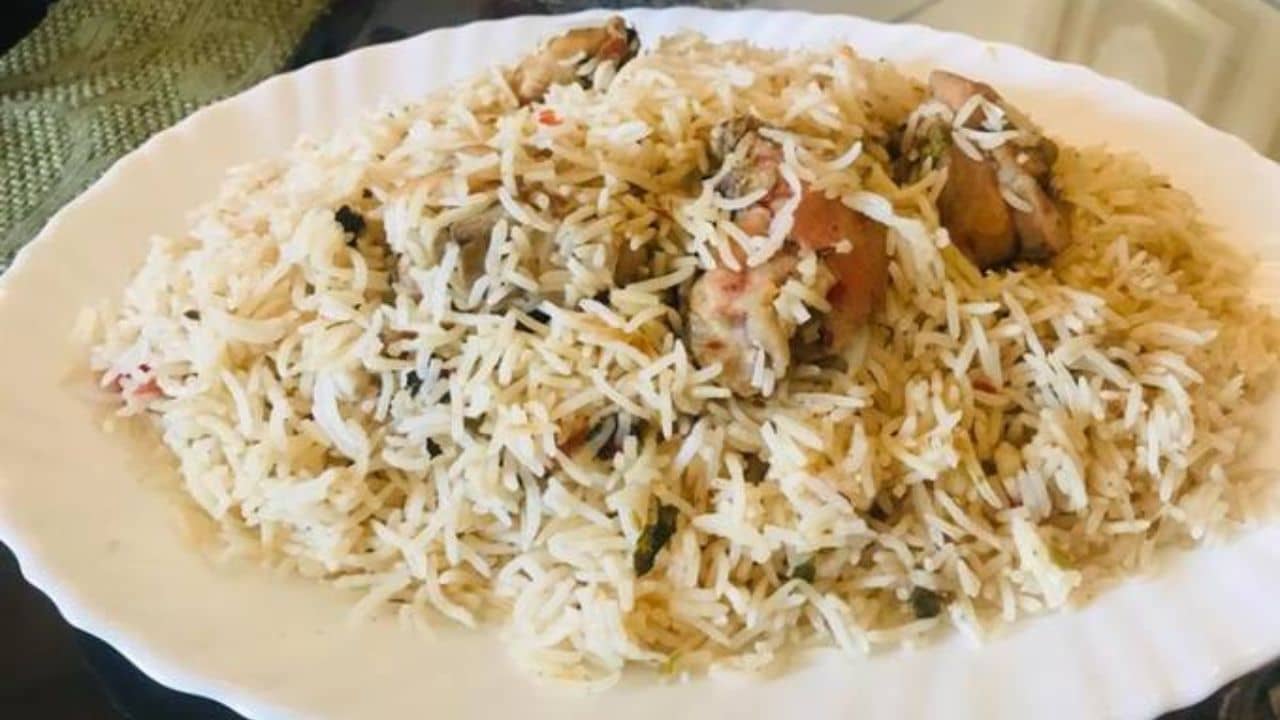 Shahi Murgh Pulao Recipe: এমন পোলাও খাননি জীবনে, সুপ্রিয়া দেবীর হেঁশেল থেকে রইল রেসিপি