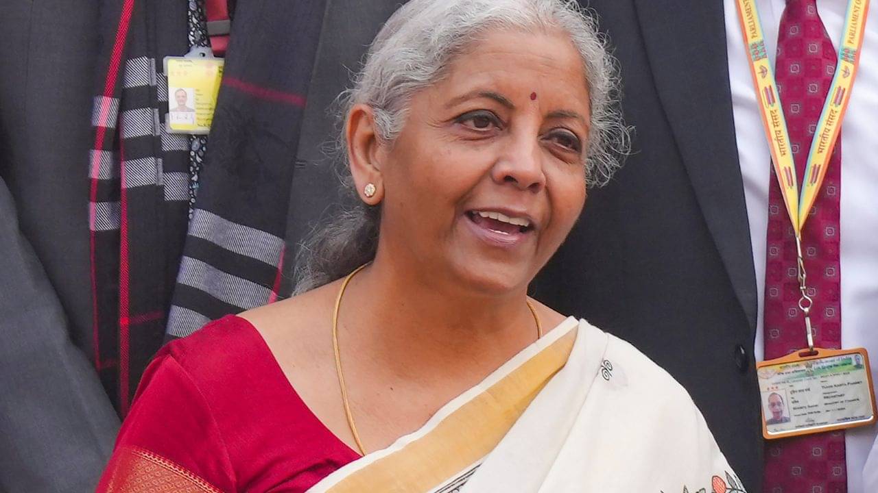 Income Tax Announcement: ১২ লাখ টাকা পর্যন্ত আয়ে দিতে হবে না কোনও কর, সবথেকে বড় ঘোষণা বাজেটে