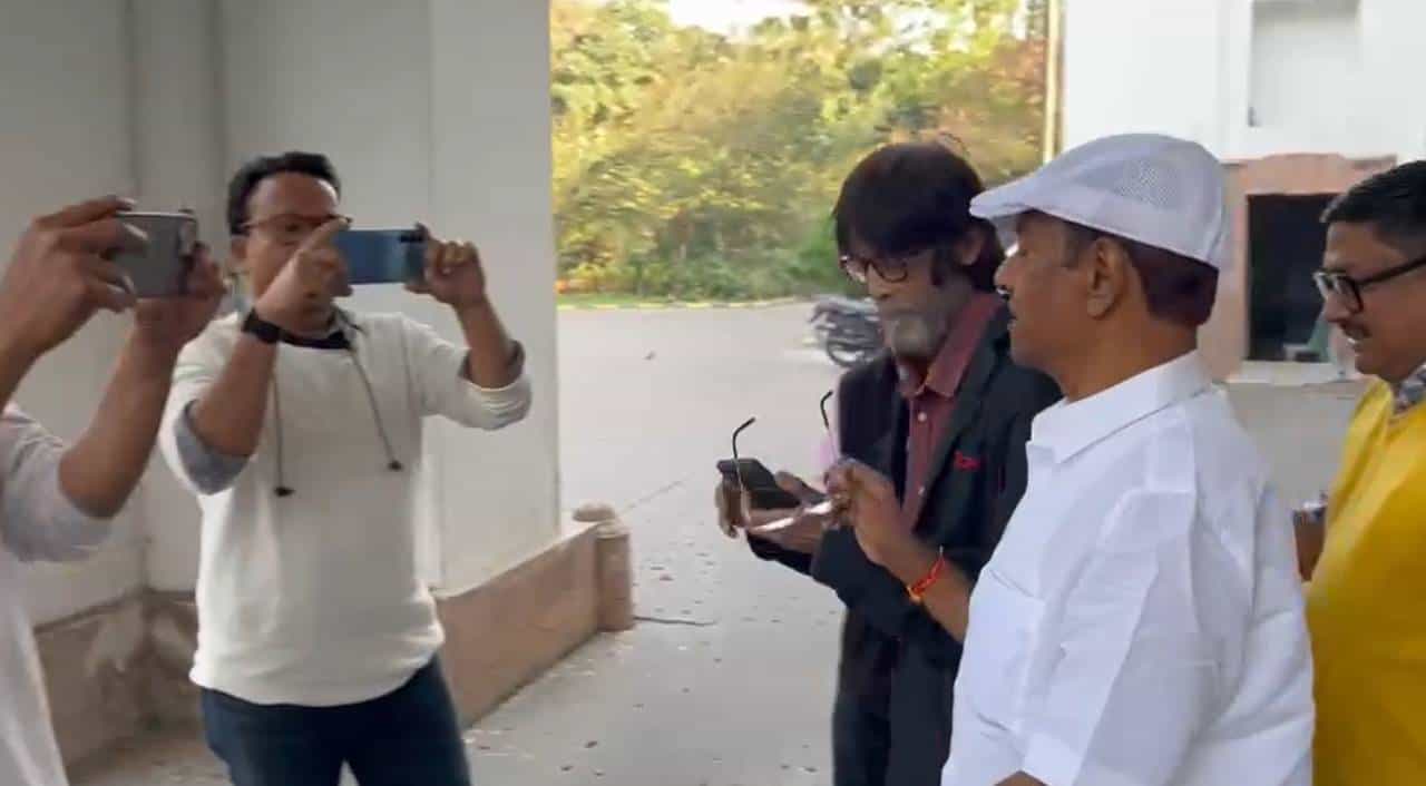 Jyotipriya Mallick: আগে শরীর, পরে কাজ! দিদির আদেশ মাথায় রেখেই জেলমুক্তির পর প্রথমবার হাবড়ায় পা, গুচ্ছ কর্মসূচি জ্যোতিপ্রিয়র Jyotipriya Mallick: আগে শরীর, পরে কাজ! দিদির আদেশ মাথায় রেখেই জেলমুক্তির পর প্রথমবার হাবড়ায় পা, গুচ্ছ কর্মসূচি জ্যোতিপ্রিয়র