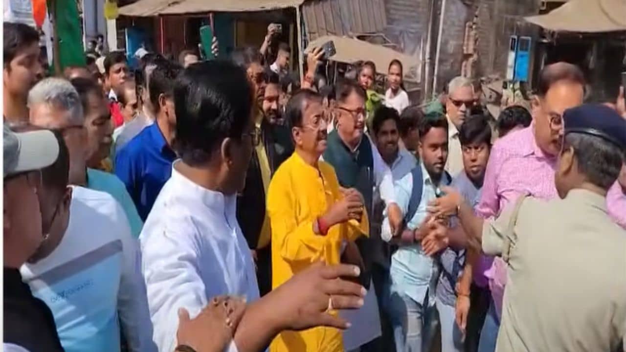 Jyotipriya Mallick: বালুর রিটার্ন! জেলমুক্তির পরই প্রথমবার হাবড়ায় পা জ্যোতিপ্রিয়র