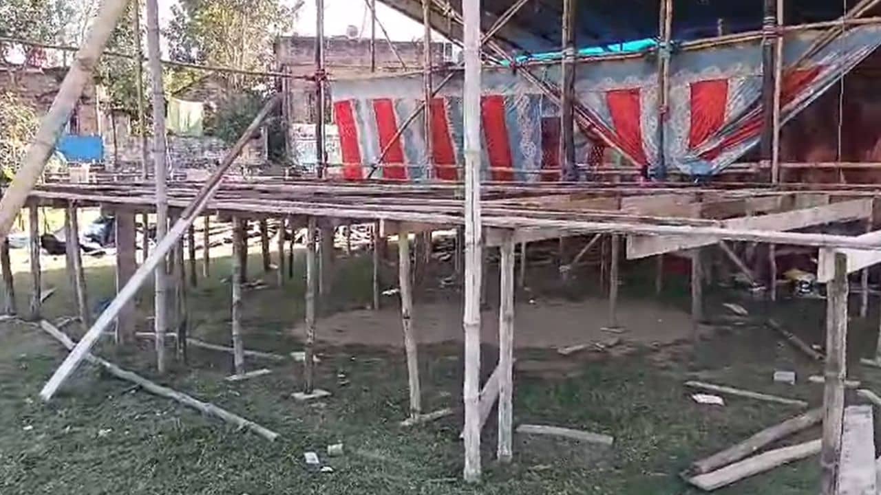 Kumbha: কুম্ভে বাঁশের মঞ্চ দেখে খুশি নয় পুলিশ, প্রয়াগ থেকে শিক্ষা নিয়ে এবার নয়া ব্যবস্থা