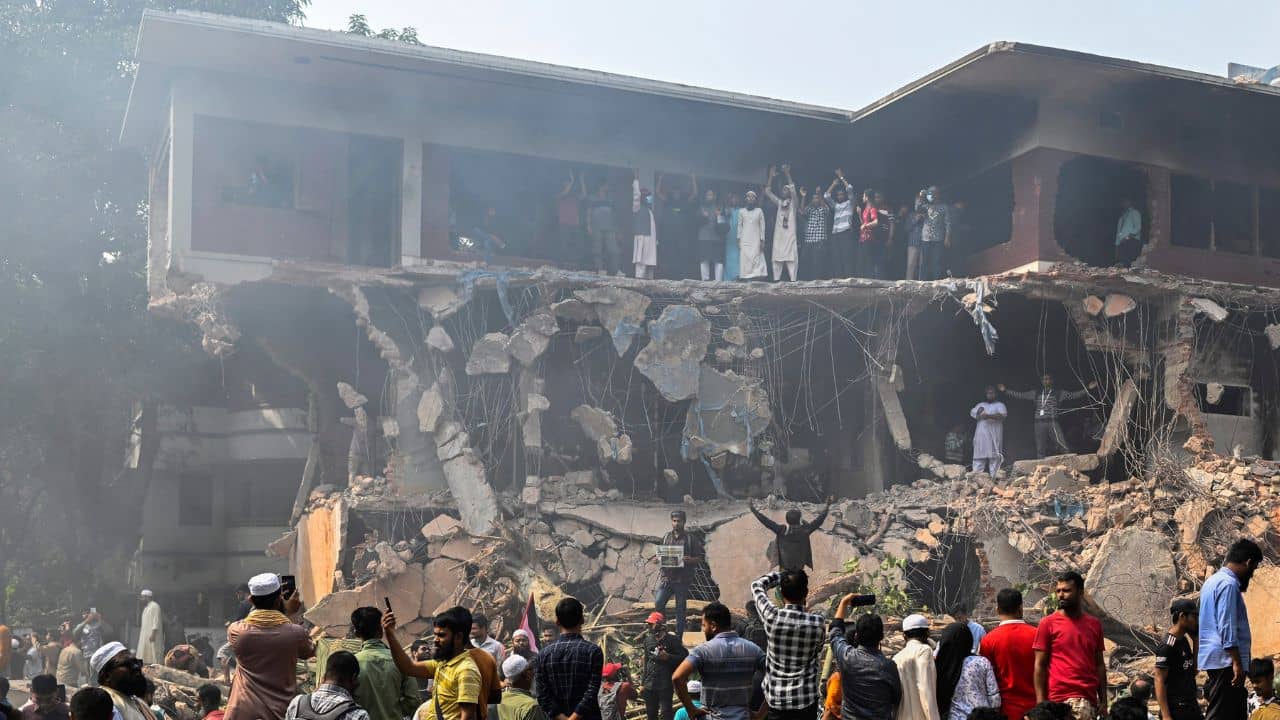 India Condemns Bangladesh: মুজিবের বাড়ি বাঙালির কাছে গর্ব, আর চুপ থাকতে পারল না কেন্দ্র, কড়া বার্তা ওপার বাংলাকে