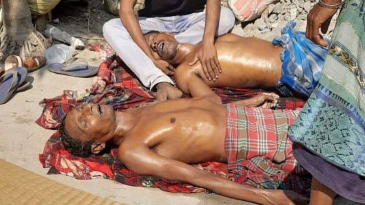 Nandigram: সেপটিক ট্যাঙ্কে ঢুকে মৃত্যু শ্বশুরের, প্রাণ গেল মিস্ত্রিরও! বিষাক্ত গ্যাসে দমবন্ধ হয়ে স্ত্রীর সঙ্গে হাসপাতালে বাবা, ভয়াবহ ঘটনা নন্দীগ্রামে