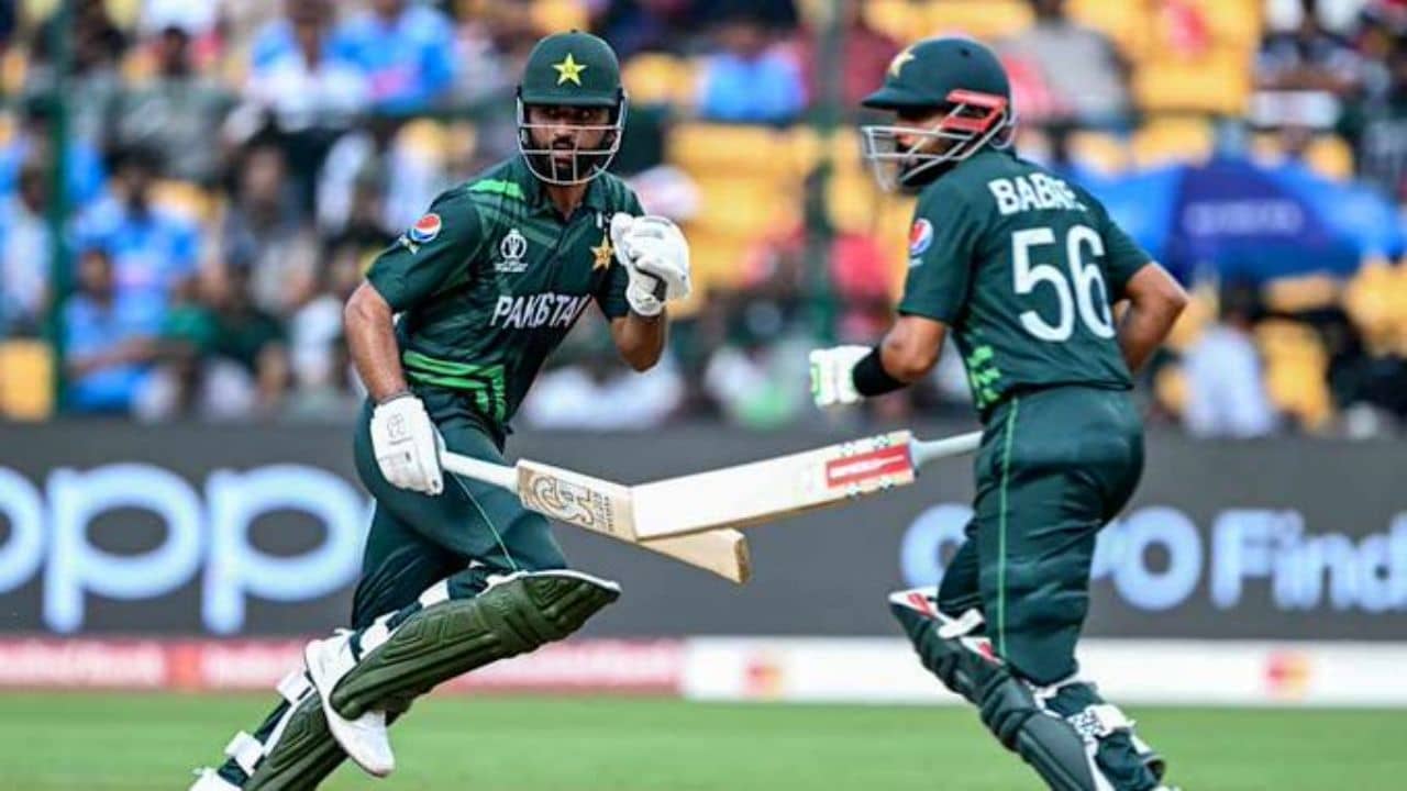 CT 2025, PAK vs NZ: বাবরের অনবদ্য টেস্ট ইনিংস, ঘরের মাঠে হেরে খাদের কিনারায় পাকিস্তান