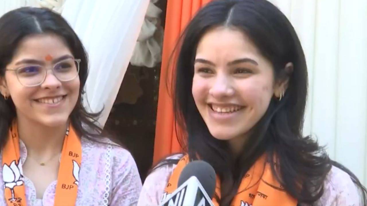 Parvesh Vermas Daughter: নাম একটা স্তর পর্যন্তই সাহায্য করে, বড় কথা কেজরীকে হারানো প্রবেশ ভর্মার দুই কন্যার