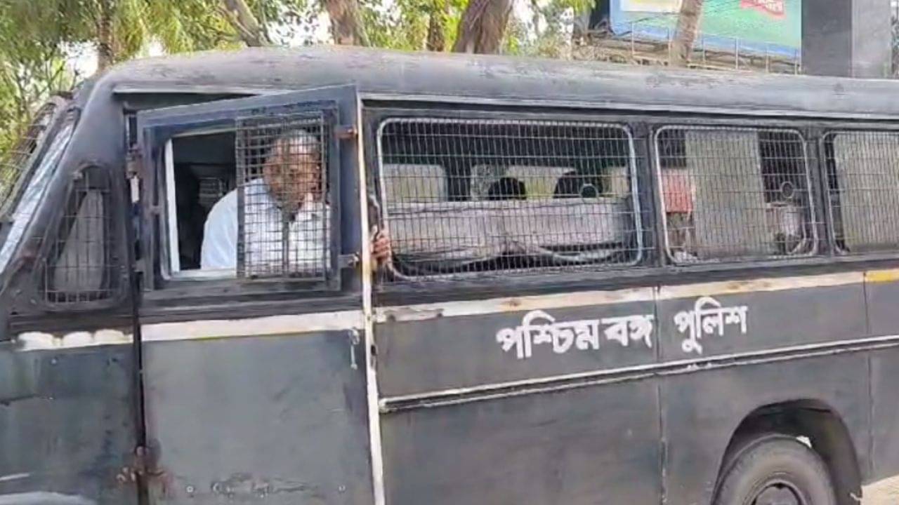 Jalpaiguri: সাইবার প্রতারণা চক্রের পর্দা ফাঁস, পুলিশের জালে ৩ অভিযুক্ত