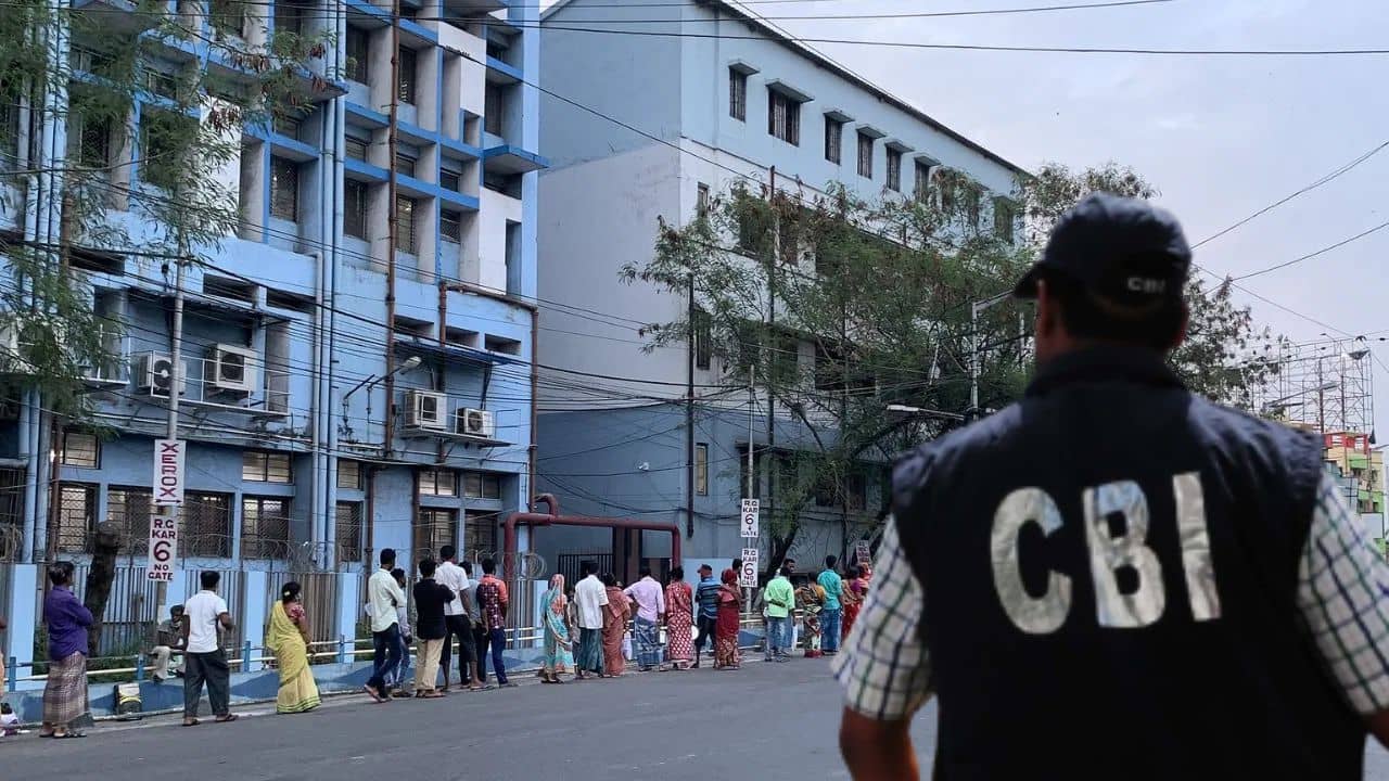 R G Kar: টালার প্রাক্তন ওসির সিমে রহস্যের চাবিকাঠি! আরজি কর-কাণ্ডে বড় ষড়যন্ত্রের কিনারা পেল সিবিআই