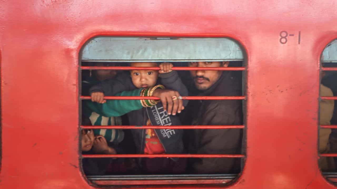 Railway: কোনও ফেলিওর ছাড়া কীভাবে ৪৫ দিনে ১৭০০০ ট্রেন চালানো হল, সত্যিটা ফাঁস করলেন রেলমন্ত্রী Railway: কোনও ফেলিওর ছাড়া কীভাবে ৪৫ দিনে ১৭০০০ ট্রেন চালানো হল, সত্যিটা ফাঁস করলেন রেলমন্ত্রী