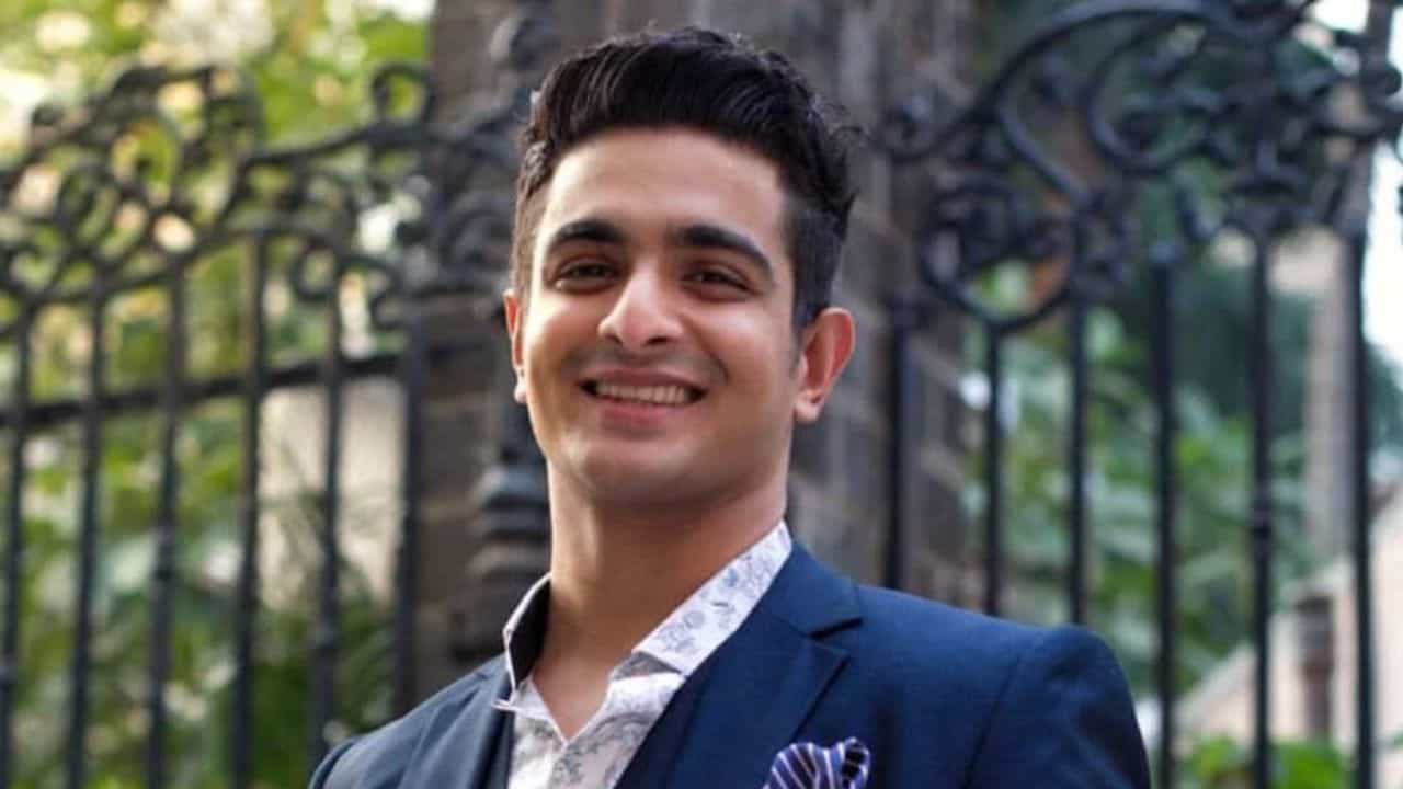 মা-বাবার যৌনতায় যোগ দেবে সন্তান! রণবীরের মন্তব্যে বিতর্কের ঝড় মা-বাবার যৌনতায় যোগ দেবে সন্তান! রণবীরের মন্তব্যে বিতর্কের ঝড়