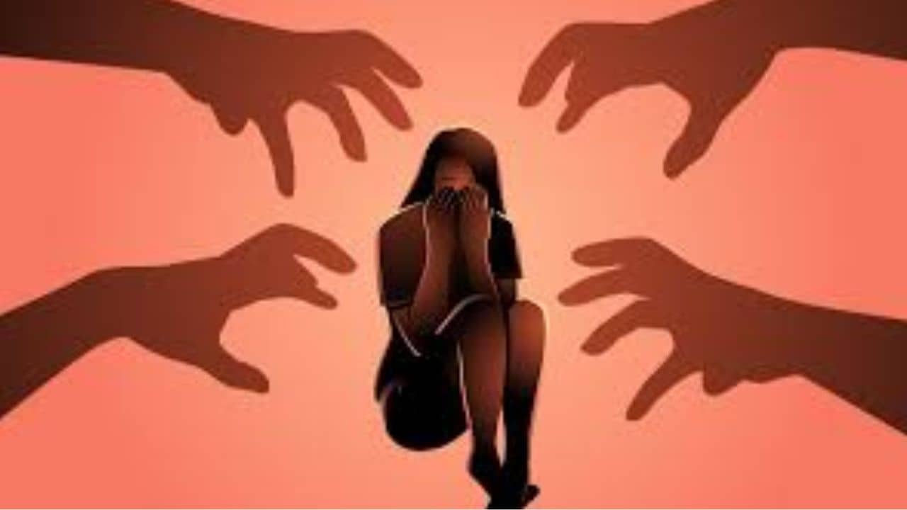 Asansol: রিসর্টে মাদক খাইয়ে যুবতীকে গণধর্ষণের অভিযোগ, পলাতক ৪ বন্ধু