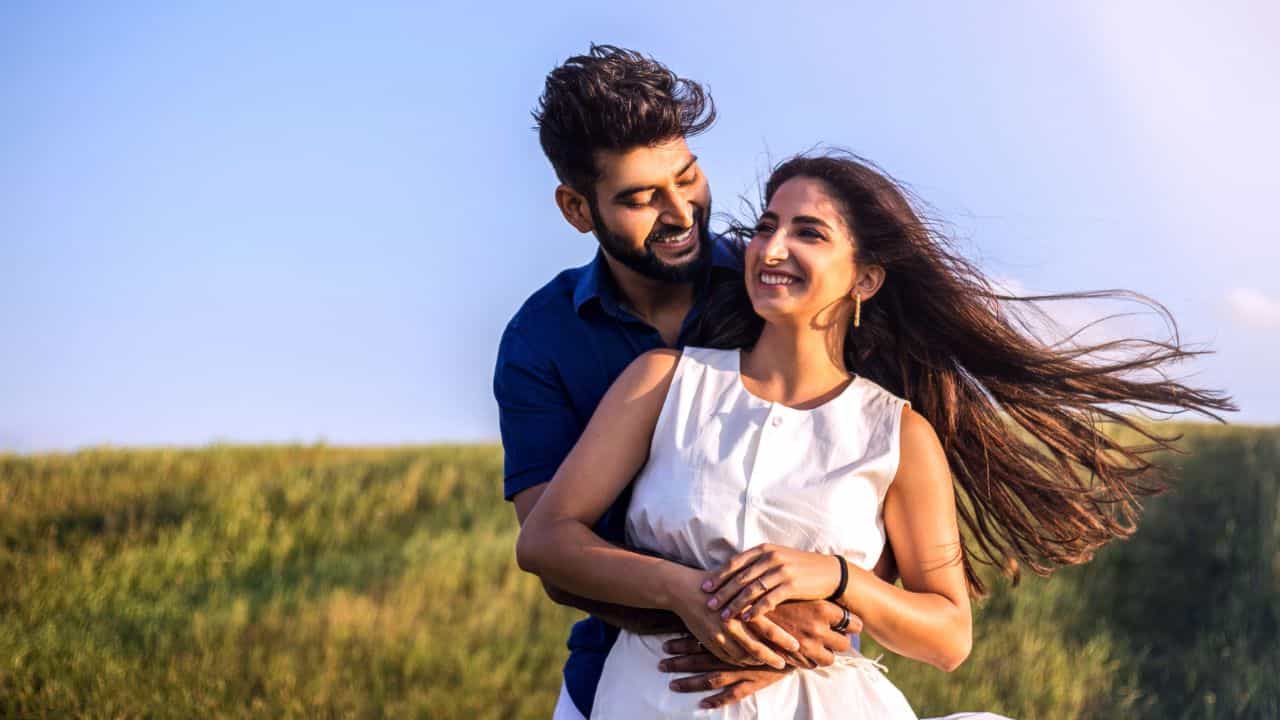 Relationship Tips: পড়ল প্রেমের মাস, ভালোবাসার মরসুমে উষ্ণতা বাড়াতে চাইলে করুন কয়েকটি ছোট্ট কাজ Relationship Tips: পড়ল প্রেমের মাস, ভালোবাসার মরসুমে উষ্ণতা বাড়াতে চাইলে করুন কয়েকটি ছোট্ট কাজ