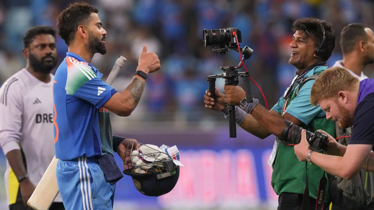 Virat Kohli: ওর চেয়ে ভালো কাউকে দেখিনি... বিরাট বন্দনায় রিকি পন্টিং