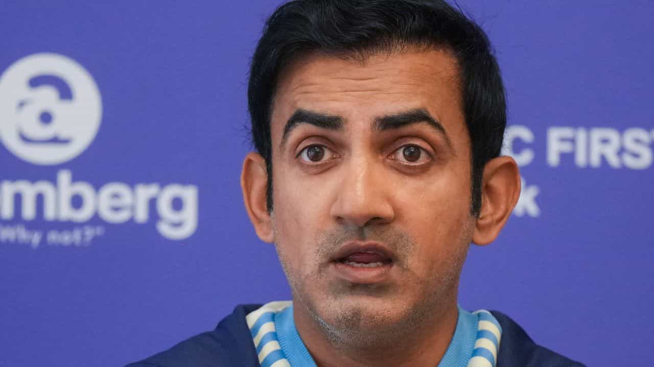 ICC Champions Trophy 2025: রাহুলের জন্য পন্থ ব্রাত্য? প্লেয়ারের বিরাগভাজন কোচ গম্ভীর! ICC Champions Trophy 2025: রাহুলের জন্য পন্থ ব্রাত্য? প্লেয়ারের বিরাগভাজন কোচ গম্ভীর!