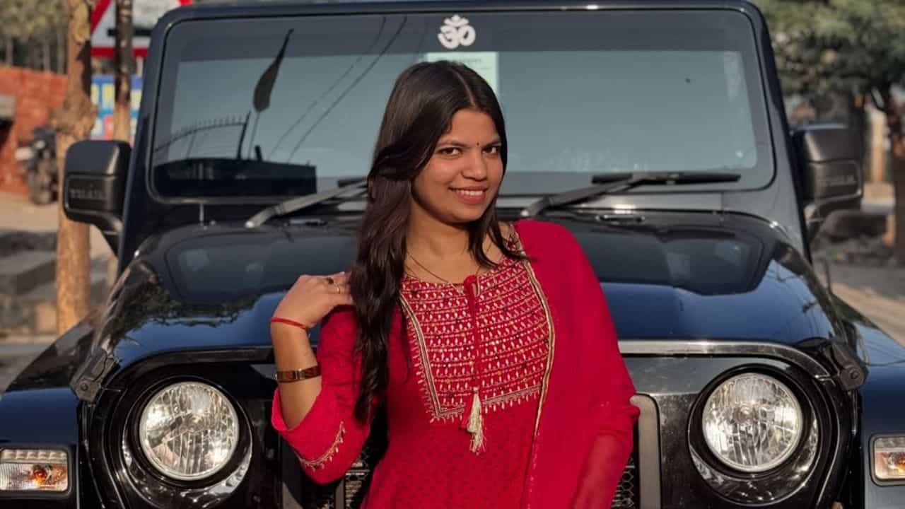রিঙ্কু সিংকে কে না চেনেন। বা বলা ভালো, গত কয়েক বছরে নিজেকে চিনিয়েছেন। 