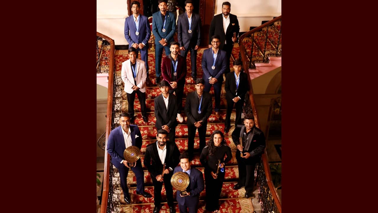 Sachin Tendulkar: প্রলোভনে পা দিও না... তরুণ প্রজন্মকে মূল্যবান পরামর্শ সচিন তেন্ডুলকরের