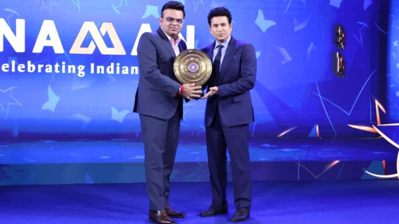 BCCI Awards: আন্তর্জাতিক ক্রিকেটে বোর্ডের বর্ষসেরা স্মৃতি-বুমরা, জীবনকৃতি সম্মান সচিনকে
