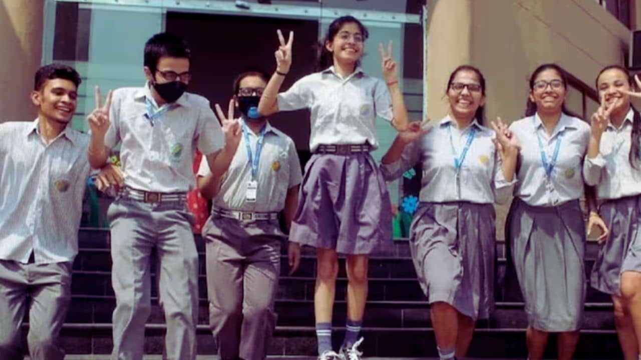 CBSE: দশম শ্রেণির পরীক্ষায় বড় বদল, পাশ না করলেও ভয় নেই