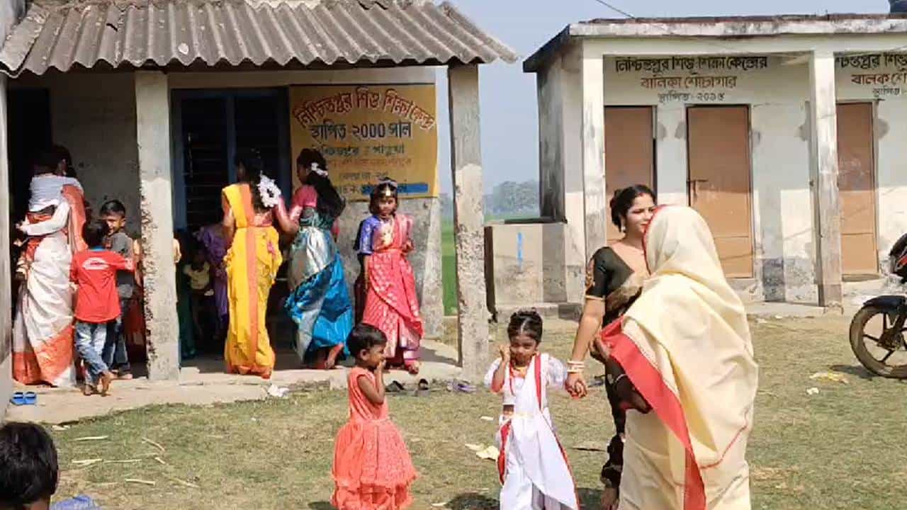 School: পুজো মিটলেই ‘পাকাপাকি’ বন্ধের পথে স্কুল! সরস্বতী এলেও মুখভার পড়ুয়াদের School: পুজো মিটলেই ‘পাকাপাকি’ বন্ধের পথে স্কুল! সরস্বতী এলেও মুখভার পড়ুয়াদের