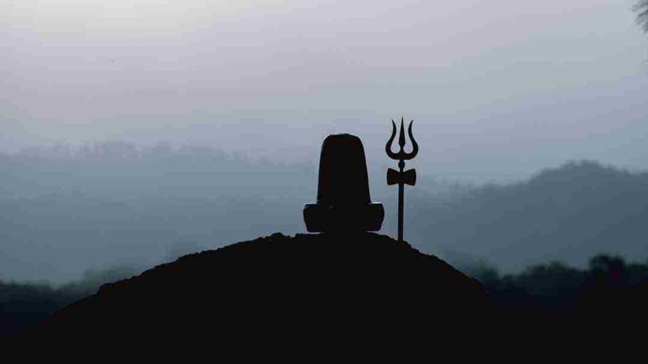 Mahashivratri 2025: শিবরাত্রির আগে স্বপ্নে কি এসব দেখছেন? জানেন, মহাদেব কীসের ইঙ্গিত দিচ্ছেন আপনাকে!