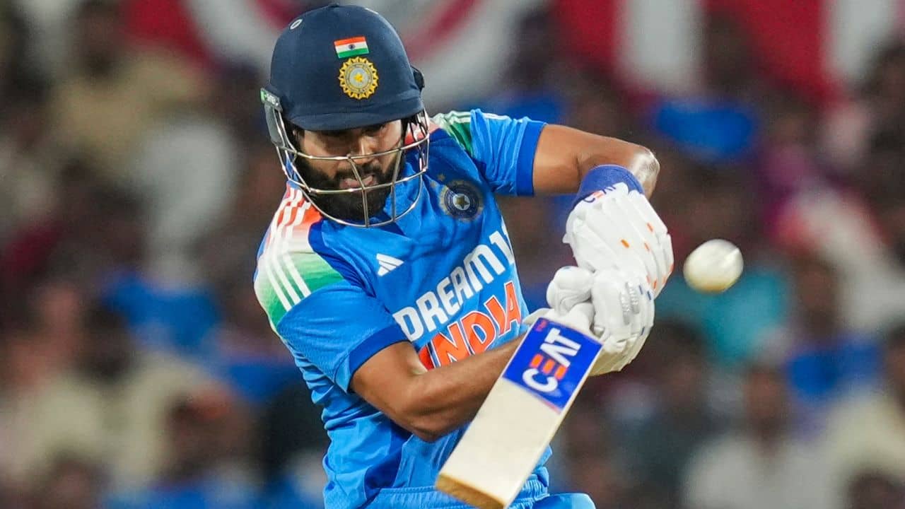 Shreyas Iyer: দুর্বলতাকেই বানিয়েছেন শক্তি! শ্রেয়স আইয়ারের সাফল্যের রহস্য