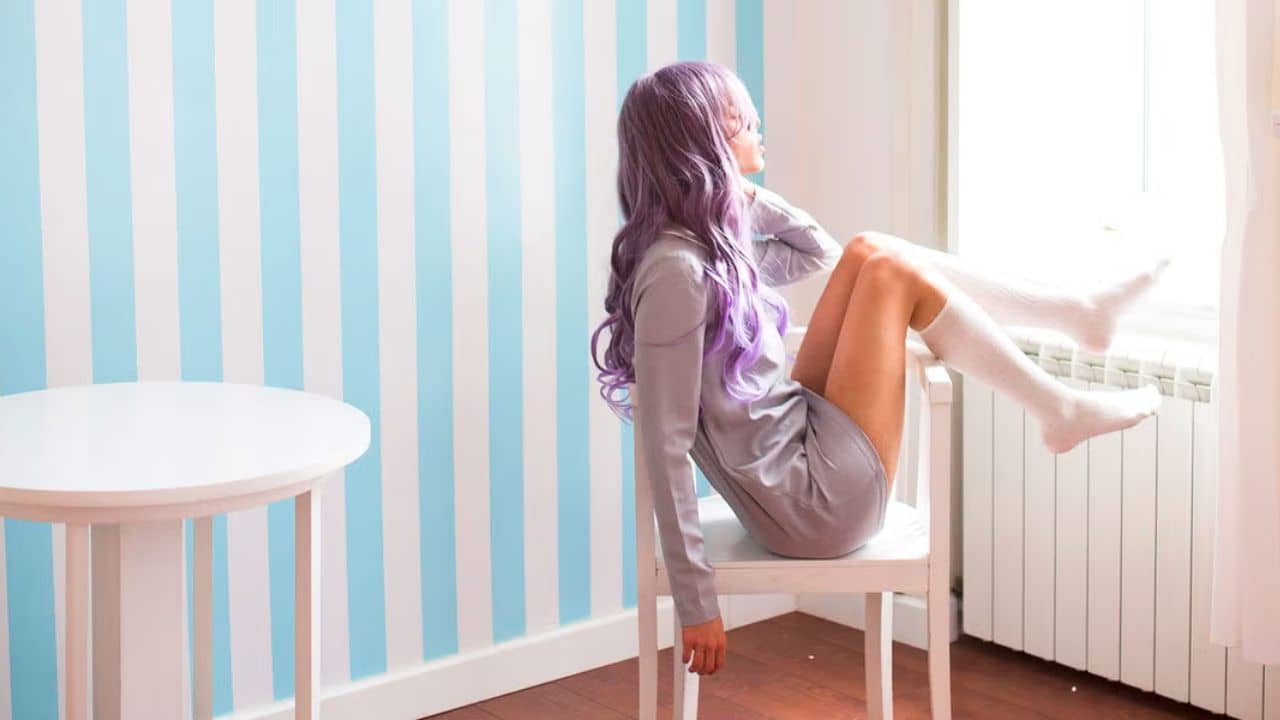 Personality Test: বসার ধরনই বলে দেবে মানুষটি কেমন, দেখুন তো পরিচিতদের ঠিক চেনেন কিনা!