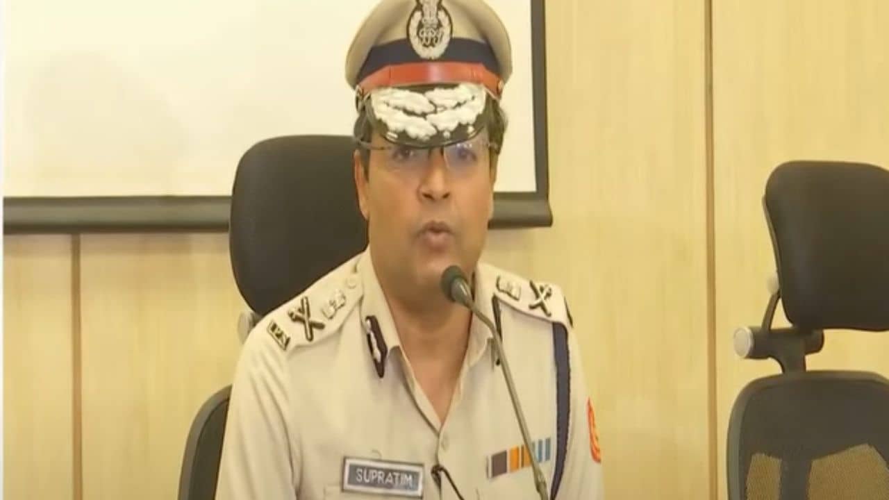 Cyber Fraud in Bengal: দিন কয়েক থাকার নামে নিচ্ছে বাড়ি ভাড়া! তারপরই পাতছে ফাঁদ, রাজ্যে বড় চক্রান্তের খোলাসা পুলিশকর্তার