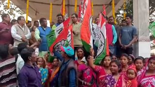 Bankura: দীর্ঘক্ষণ উপোস করে থেকেও স্কুলে অঞ্জলি দিতে পারল না পড়ুয়ারা! কারণ জানলে অবাক হবেন