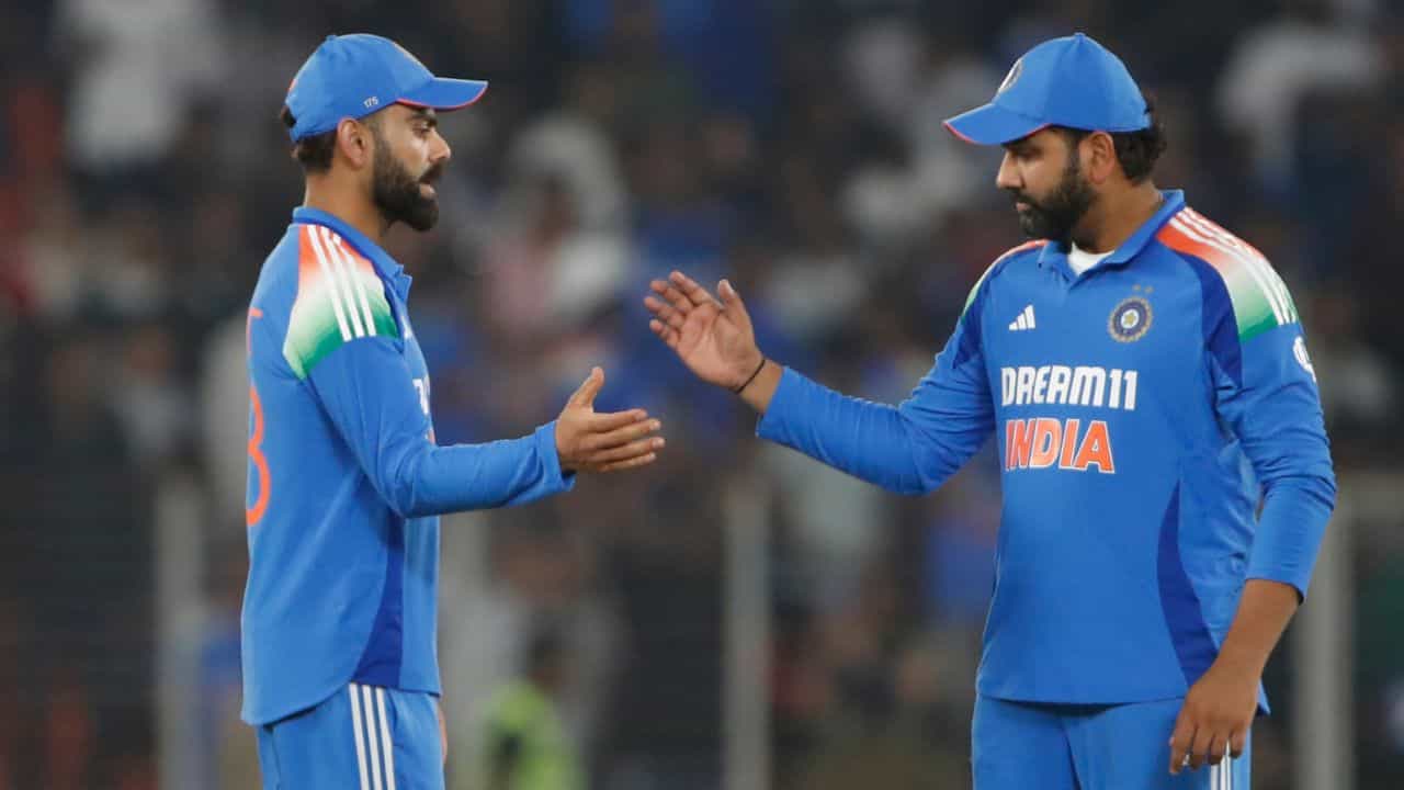 IND vs PAK: ভারত-পাক মেগা ম্যাচের আগে সৌরভ বললেন, পাক পেসারদের বিরুদ্ধে বিরাট-রোহিতরা... IND vs PAK: ভারত-পাক মেগা ম্যাচের আগে সৌরভ বললেন, পাক পেসারদের বিরুদ্ধে বিরাট-রোহিতরা...