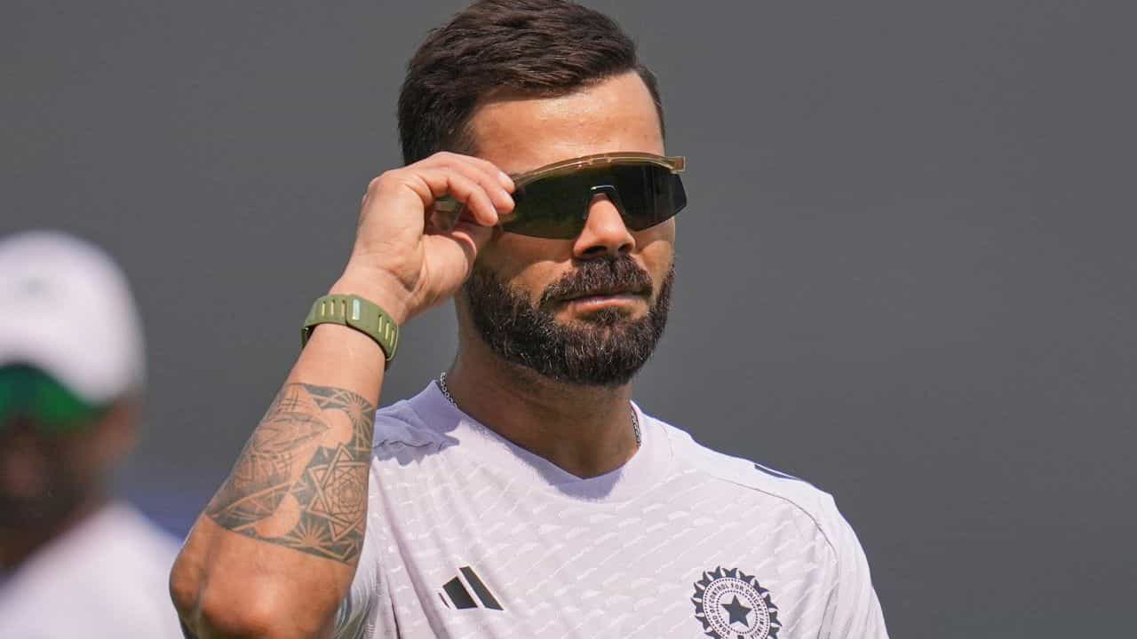 Virat Kohli: ১১৩০ দিন পর চোটের কবলে, কটকে খেলবেন বিরাট কোহলি? এল বড় আপডেট Virat Kohli: ১১৩০ দিন পর চোটের কবলে, কটকে খেলবেন বিরাট কোহলি? এল বড় আপডেট
