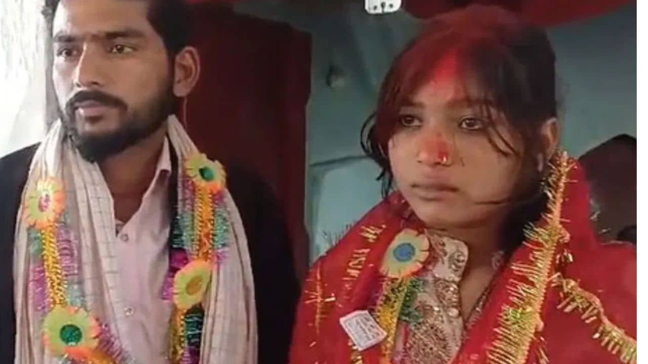 স্বামীর ঋণ এভাবে মেটালেন! লোন রিকভারি এজেন্টের সঙ্গে চোখে চোখে কথা বাড়ির বউয়ের, নিলেন মারাত্মক সিদ্ধান্ত