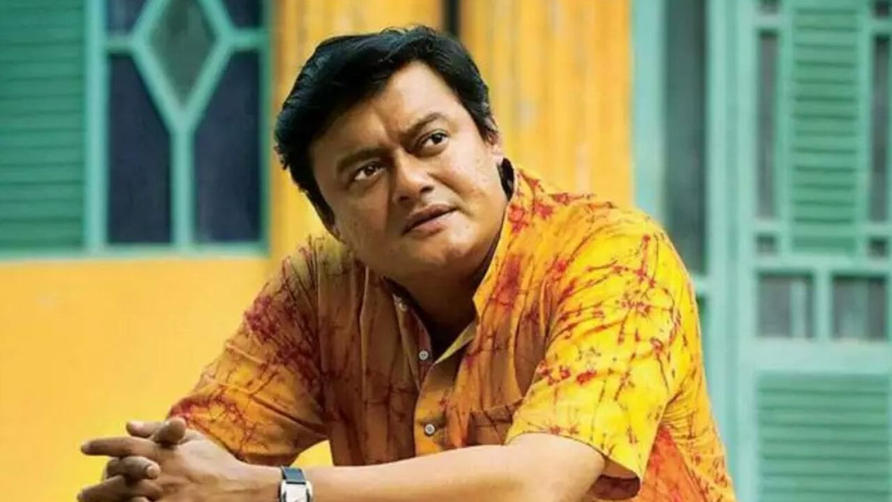 Tollywood Inside: 'ঘর মুছতে পারিস?' প্রশ্ন শুনে আত্মসম্মানে লাগে শাশ্বতর, ভোর থেকে ঝাঁটা হাতে শুরু যুদ্ধ Tollywood Inside: 'ঘর মুছতে পারিস?' প্রশ্ন শুনে আত্মসম্মানে লাগে শাশ্বতর, ভোর থেকে ঝাঁটা হাতে শুরু যুদ্ধ